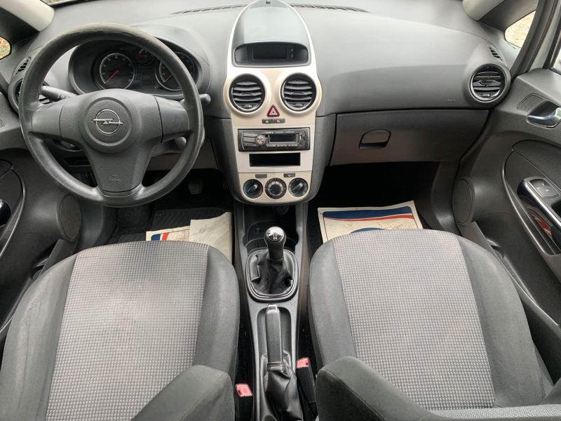 OPEL CORSA 1.0 TWINPORT 65 ESSENTIA 2010