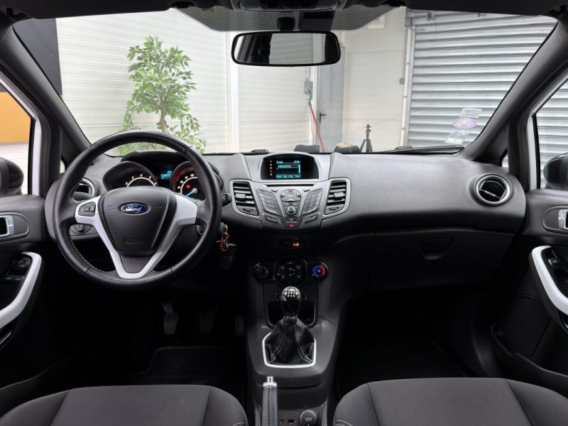 Ford Fiesta EcoBoost 100 Stop&Start - White 5p 