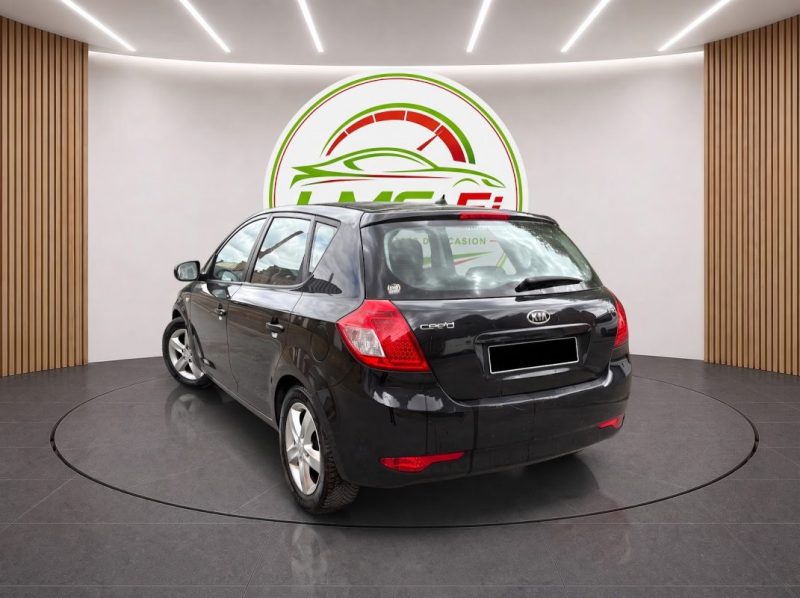 KIA CEE-D 1.6 CRDI 90 MOTION 2012