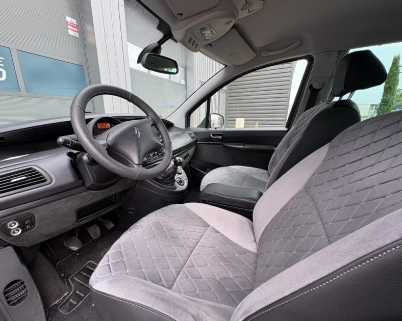 Citroën C8 2.0 HDi 135 ch Exclusive 2014 — 7 places - GARANTIE 6 MOIS