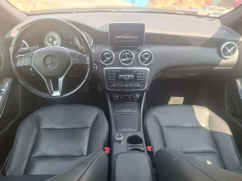 Mercedes-Benz Classe A 220 CDI SENSATION 7G-TRONIC