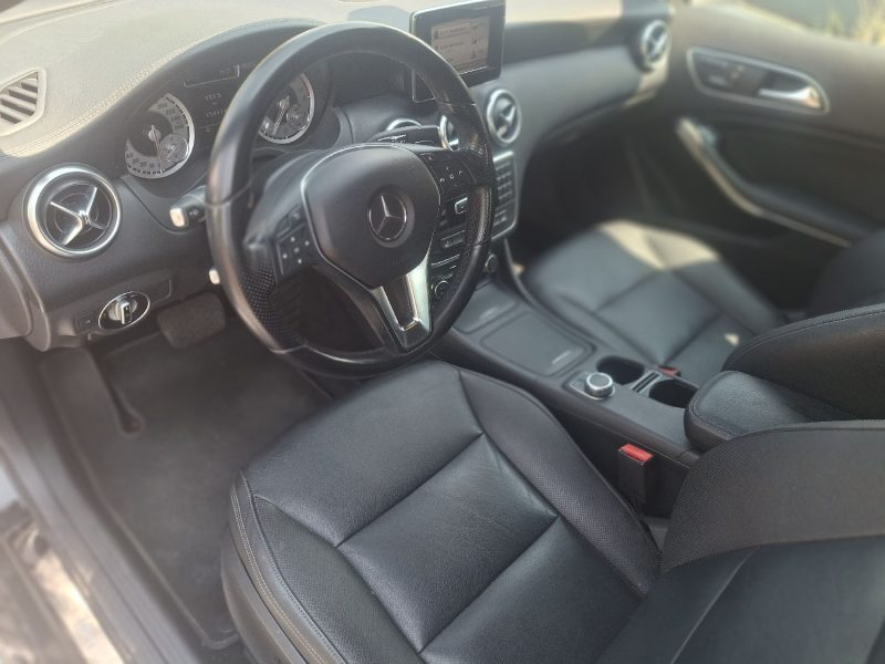 Mercedes-Benz Classe A 220 CDI SENSATION 7G-TRONIC