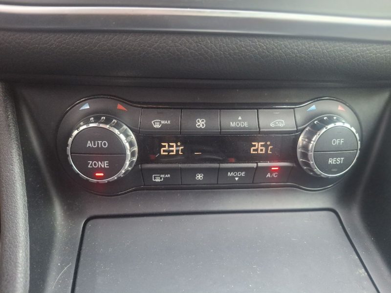 Mercedes-Benz Classe A 220 CDI SENSATION 7G-TRONIC
