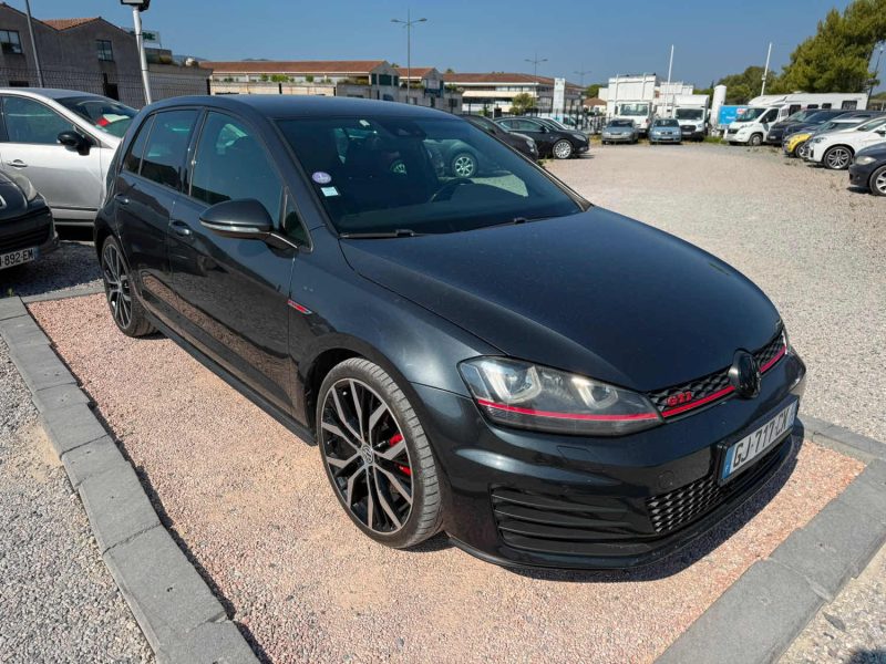 VOLKSWAGEN GOLF VII 2.0 TSI 220 GTI DSG 2014