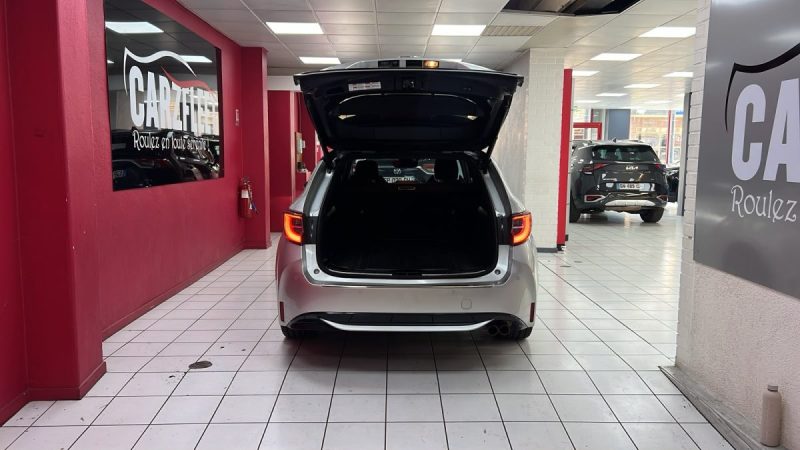 TOYOTA COROLLA TOURING SPORTS COLLECTION 2.0 HYBRIDE 184cv/1 ERE MAIN/TVA RECUPERABLE