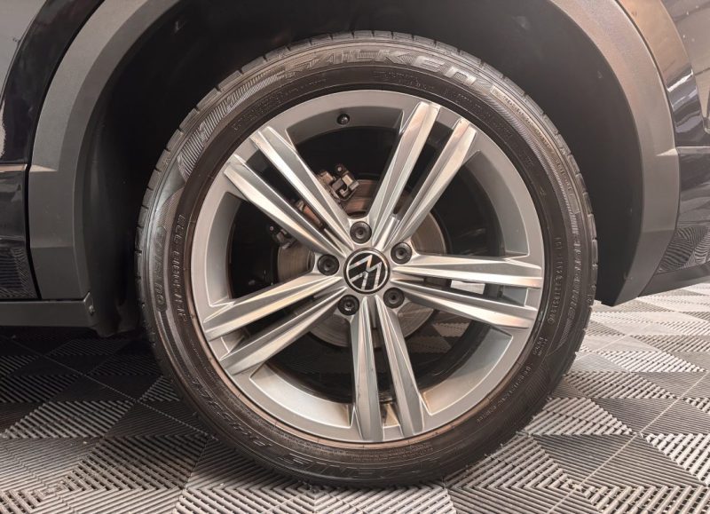 VOLKSWAGEN T ROC R-LINE 150CV dsg7 toit ouvrant
