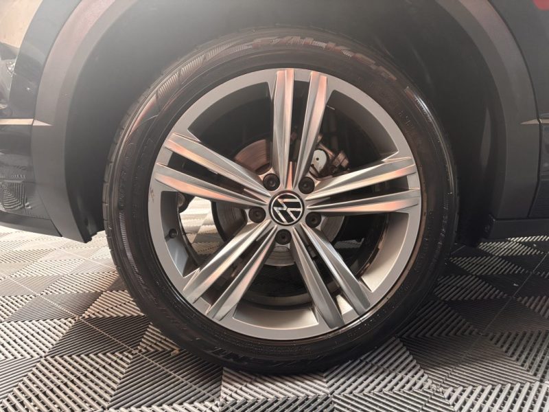 VOLKSWAGEN T ROC R-LINE 150CV dsg7 toit ouvrant
