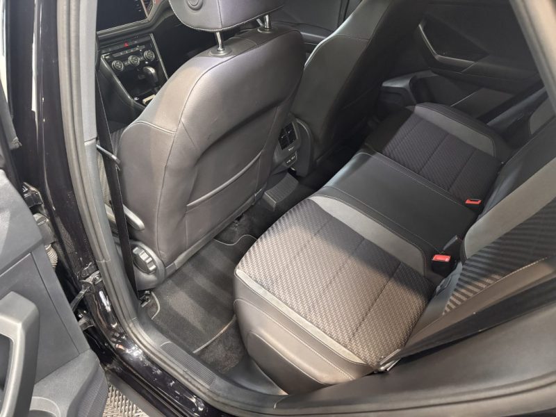 VOLKSWAGEN T ROC R-LINE 150CV dsg7 toit ouvrant
