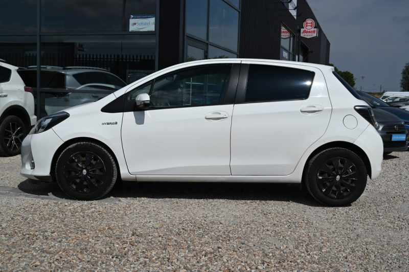 TOYOTA YARIS 100H DYNAMIC 2013