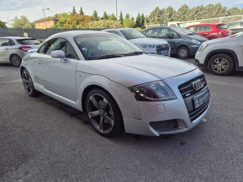 TT 1.8 T QUATTRO 180