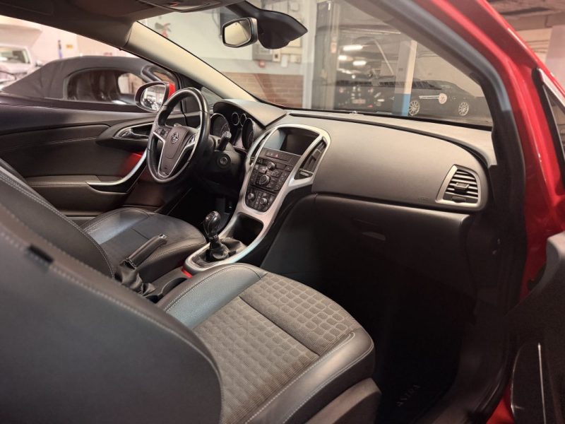 OPEL ASTRA GTC 1.7 CDTI 110 ENJOY Stop and Start  