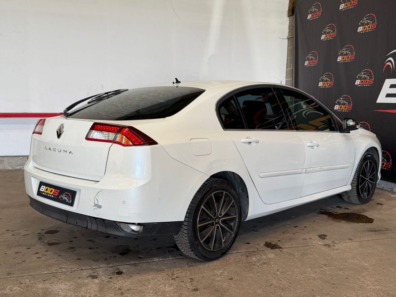 Renault Laguna III 1.5 dCi 110ch Black Edition