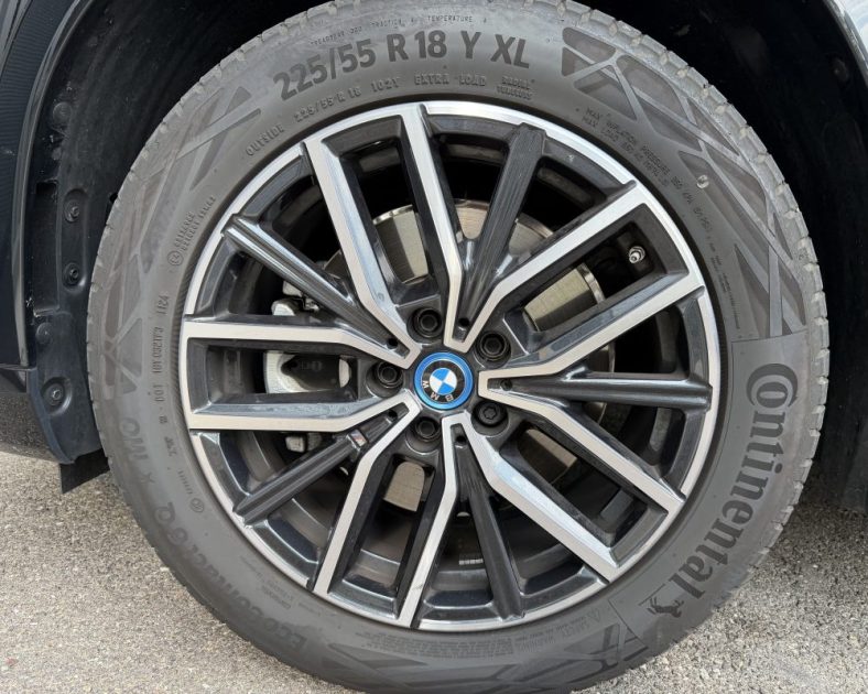 BMW IX1 XDrive30 M Sport 313 ch - LED - Apple CarPlay - Jantes M SPORT - Caméra 