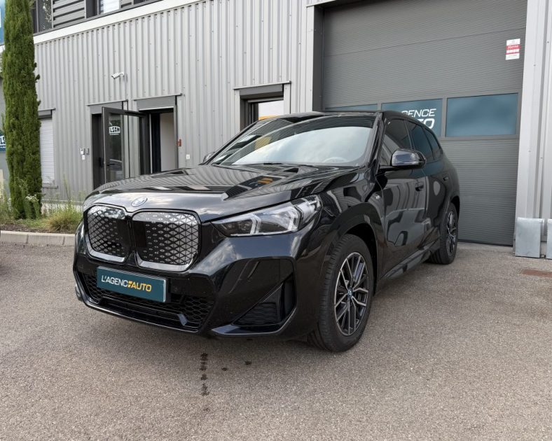 BMW IX1 XDrive30 M Sport 313 ch - LED - Apple CarPlay - Jantes M SPORT - Caméra 