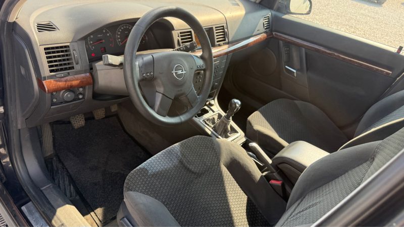 OPEL VECTRA 2.2 147 Cv 16V ELEGANCE 