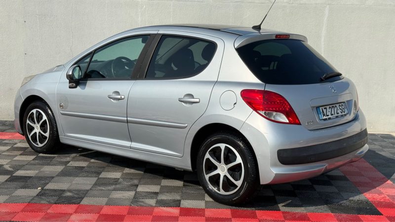 PEUGEOT 207  1.4 HDI 70 Cv EDITION 64