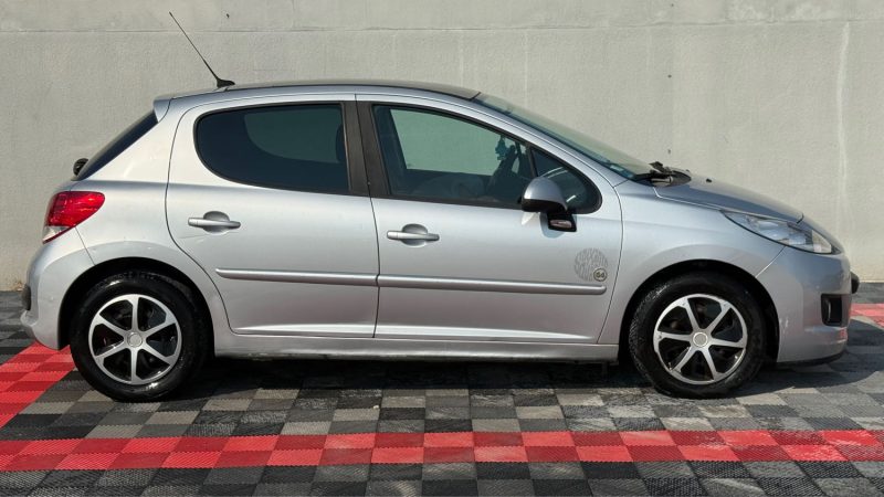 PEUGEOT 207  1.4 HDI 70 Cv EDITION 64