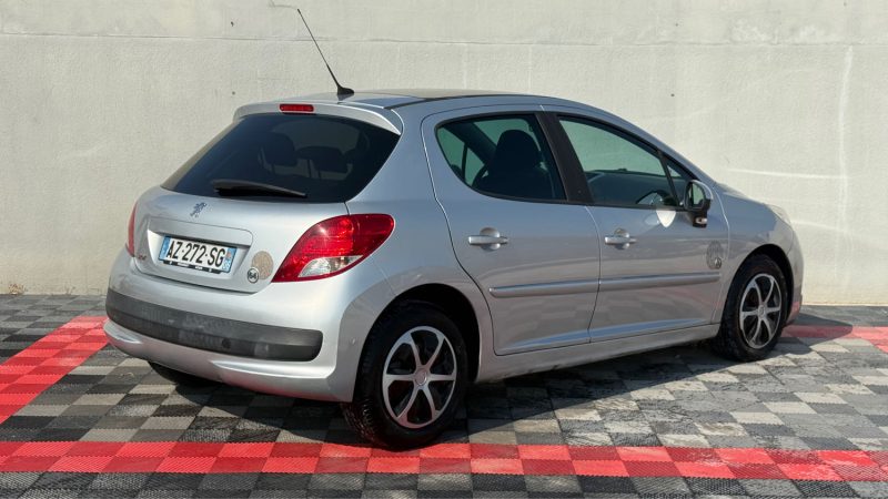 PEUGEOT 207  1.4 HDI 70 Cv EDITION 64