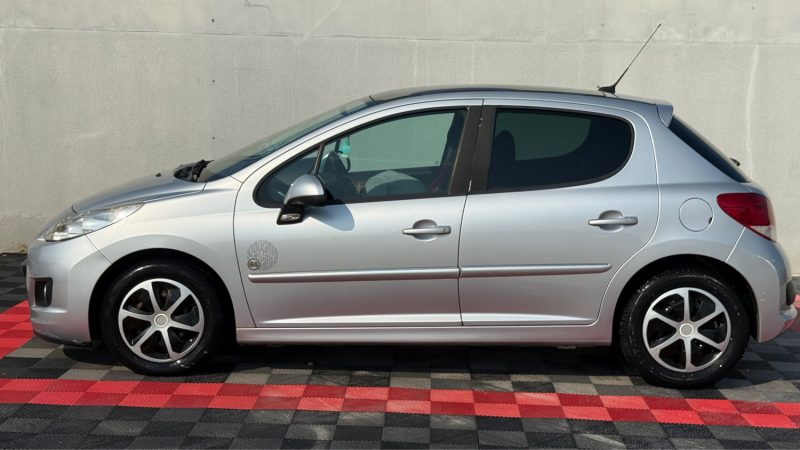 PEUGEOT 207  1.4 HDI 70 Cv EDITION 64