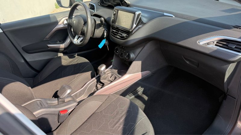 PEUGEOT 2008 1.2 VTI 82 Cv STYLE 