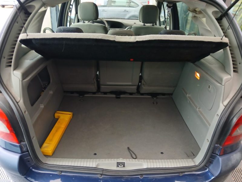 RENAULT SCENIC FAIRWAY 1.9 DCI  100 CV  2002