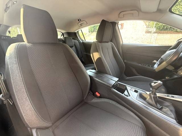 PEUGEOT 308 - 3 1.5 BLUEHDI 130 ACTIVE PACK / CARPLAY / 1ERE MAIN  2022