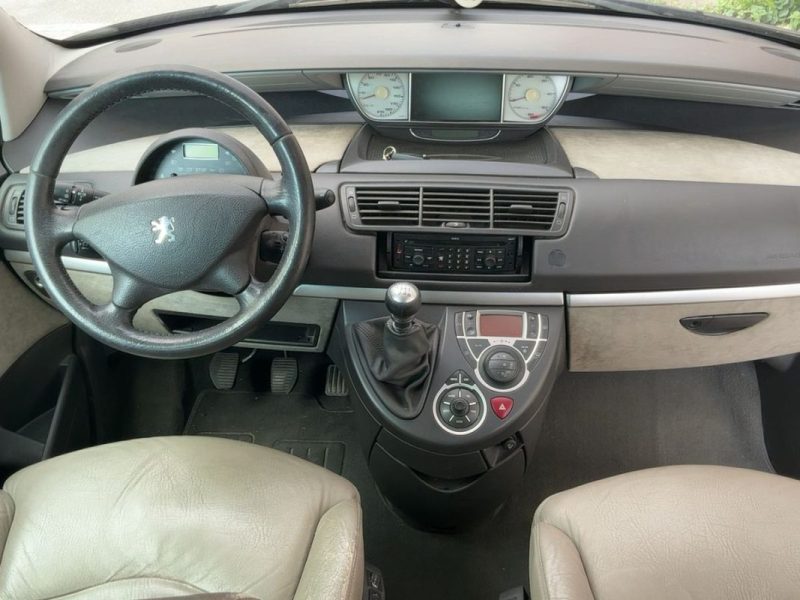 PEUGEOT 807 2.0 HDI 136 CH EXECUTIVE 7 SIÈGES 2007