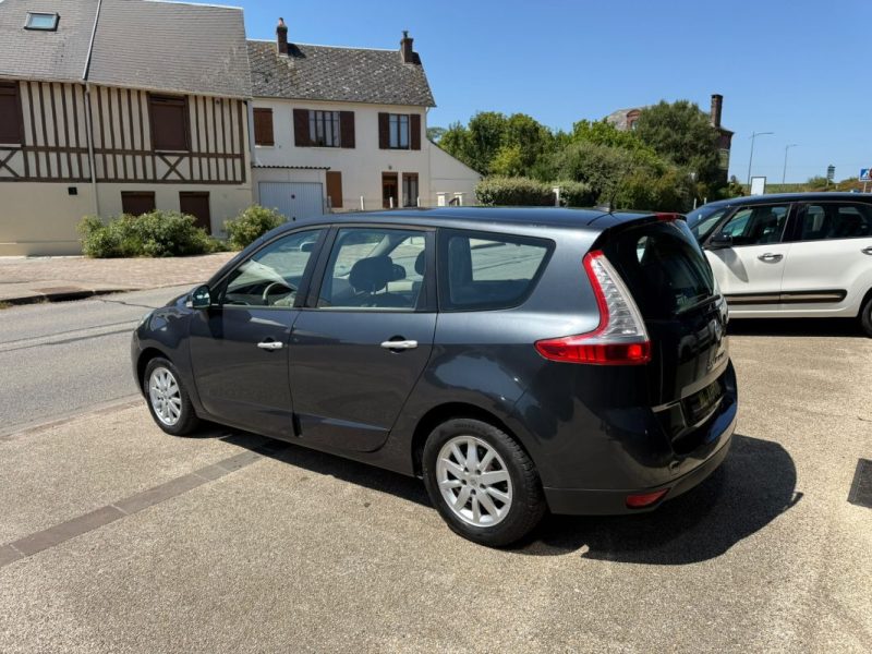 Renault Grand Scenic III 1.5 DCi 110Ch Privilège - Boîte automatique 