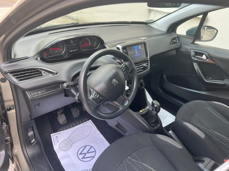 PEUGEOT 208 1.2 VTI ACTIVE 2013