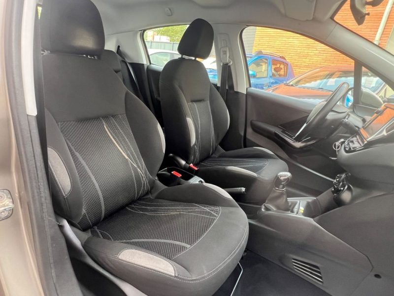 PEUGEOT 208 1.2 VTI ACTIVE 2013