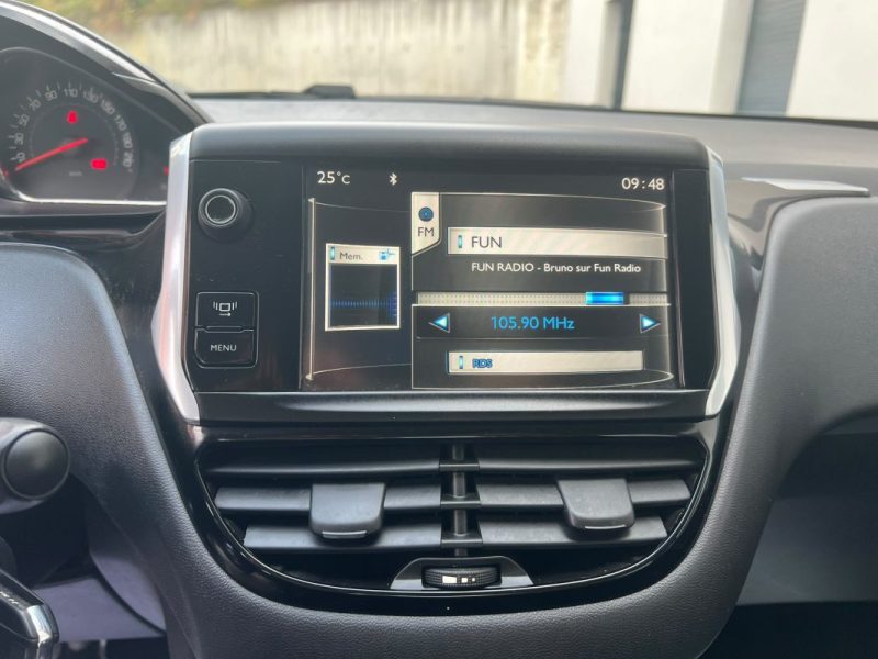 PEUGEOT 208 1.2 VTI ACTIVE 2013