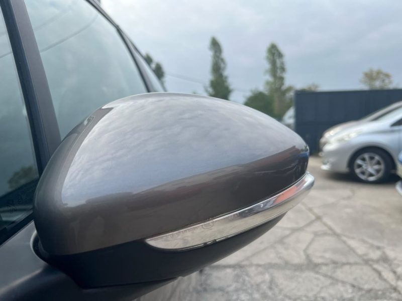 PEUGEOT 208 1.2 VTI ACTIVE 2013