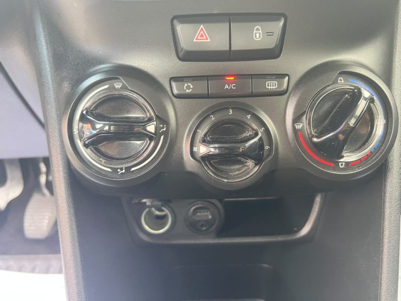 PEUGEOT 208 1.2 VTI ACTIVE 2013