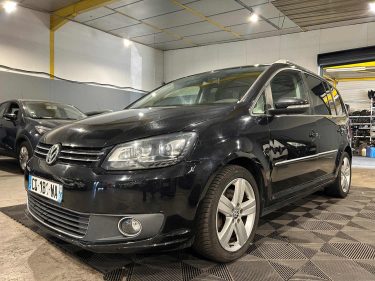 VOLKSWAGEN TOURAN 2.0 TDI 140CH 