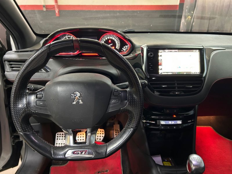 PEUGEOT 208 GTI 30TH BY PEUGEOT SPORT 208CH  2 OU 5 PLACES