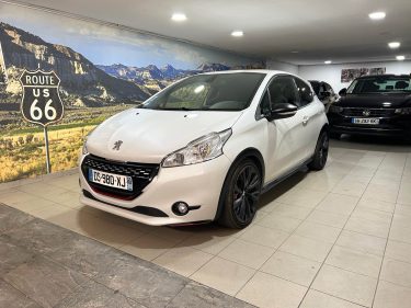 PEUGEOT 208 GTI 30TH BY PEUGEOT SPORT 208CH  2 OU 5 PLACES