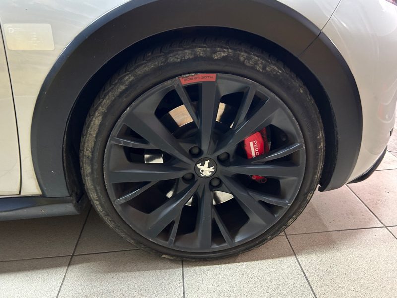 PEUGEOT 208 GTI 30TH BY PEUGEOT SPORT 208CH  2 OU 5 PLACES