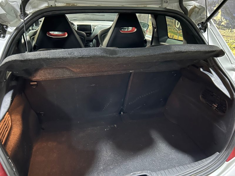 PEUGEOT 208 GTI 30TH BY PEUGEOT SPORT 208CH  2 OU 5 PLACES