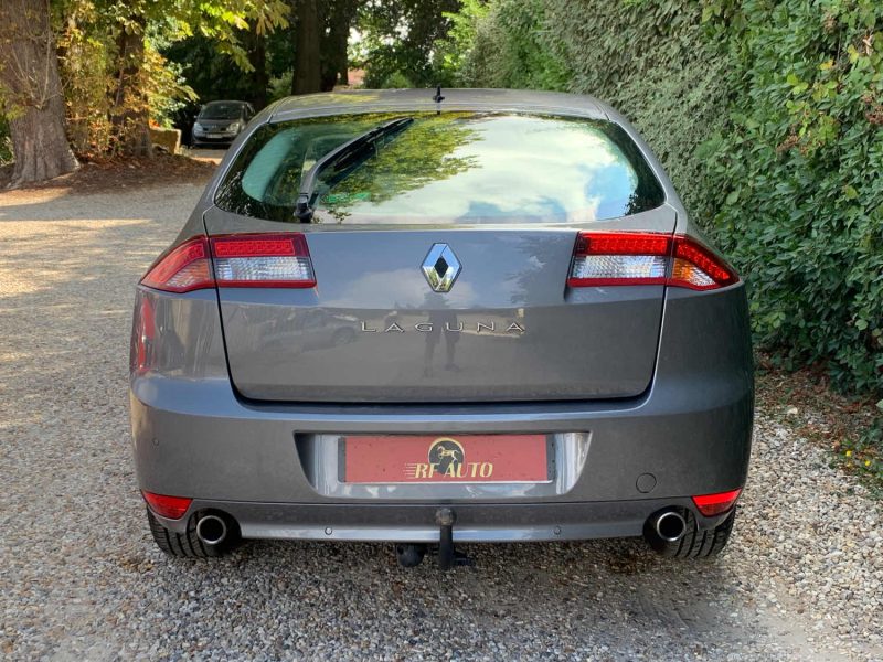 RENAULT LAGUNAIII 2.0 DCI 130 BLACK EDITION 2011
