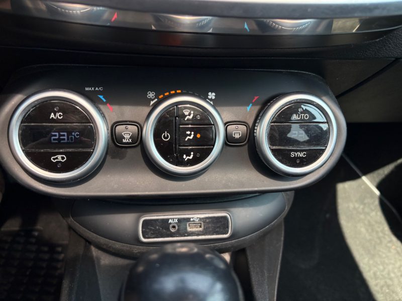 FIAT 500X 1.4 MULTIAIR 140 LOUNGE / boîte auto / toit ouvrant /