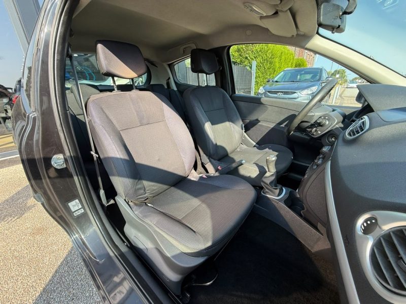Renault Clio III 1.5 DCi 85Ch Exception