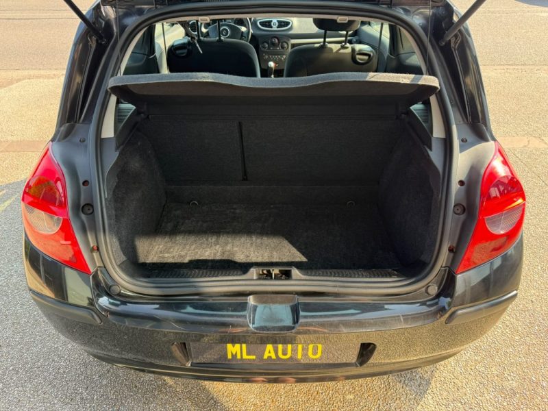 Renault Clio III 1.5 DCi 85Ch Exception