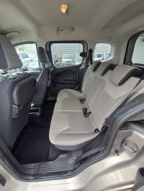 FORD Courier  Transit Courier 1.0 STCi EcoBoost 12V Combi court 100 cv