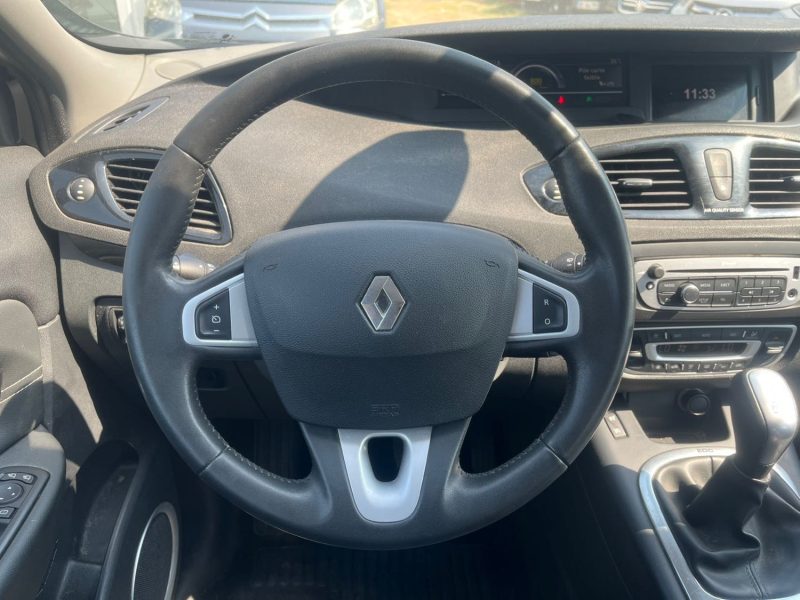 Renault Grand Scenic 1.5 Dci 110 Ch Boite Auto 7 Place 