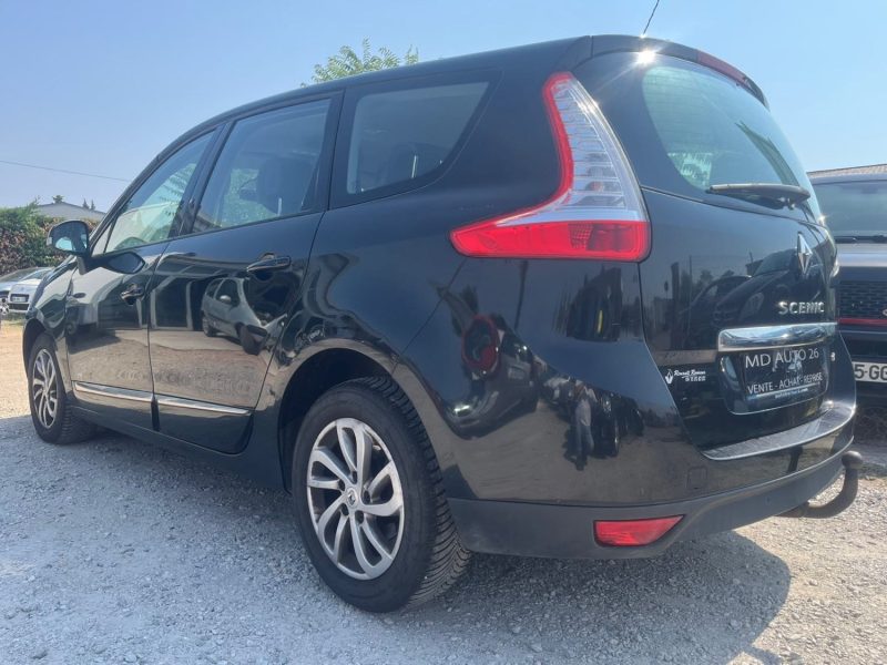 Renault Grand Scenic 1.5 Dci 110 Ch Boite Auto 7 Place 
