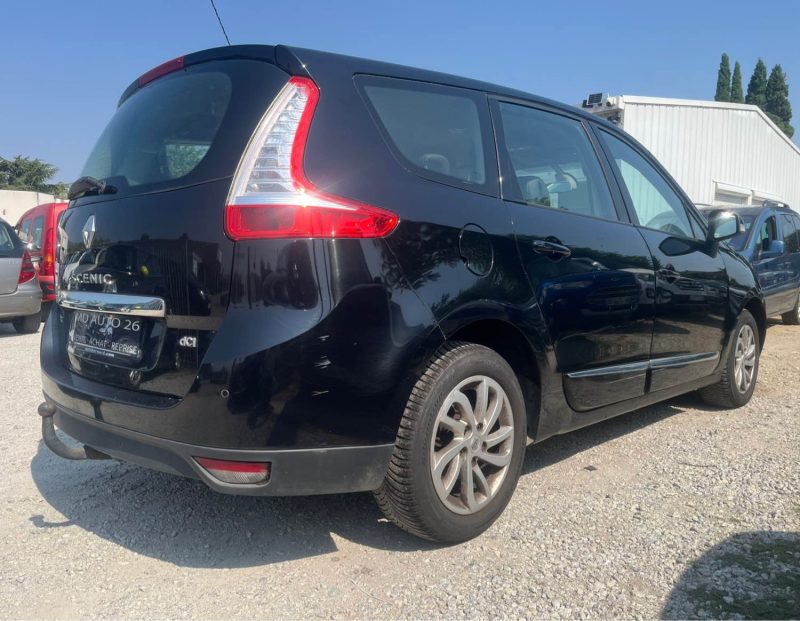 Renault Grand Scenic 1.5 Dci 110 Ch Boite Auto 7 Place 