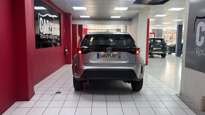 TOYOTA YARIS CROSS SUV 1.5 HYBRIDE 116cv DYNAMIC BUSINESS/1 ERE MAIN/TVA RECUPERABLE