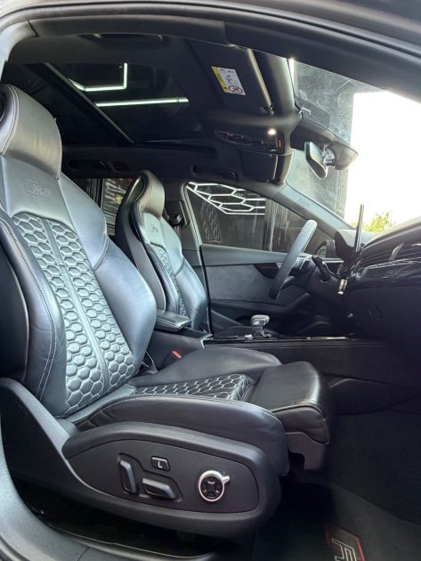 Audi RS4 Avant Phase 2 – Garantie 12 mois – Échange reprise possible