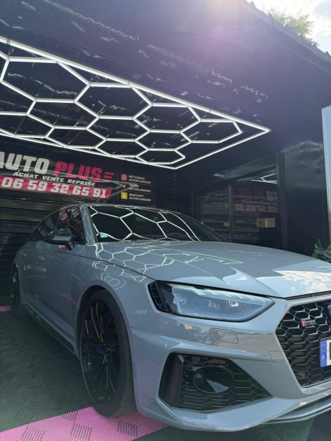 Audi RS4 Avant Phase 2 – Garantie 12 mois – Échange reprise possible