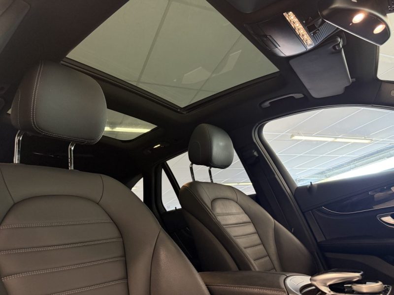 MERCEDES GLC 220 d 170 ch 9g-DCT Fascination 4-Matic / TOIT OUVRANT / SIEGES ELECTRIQUES CHAUFFANTS